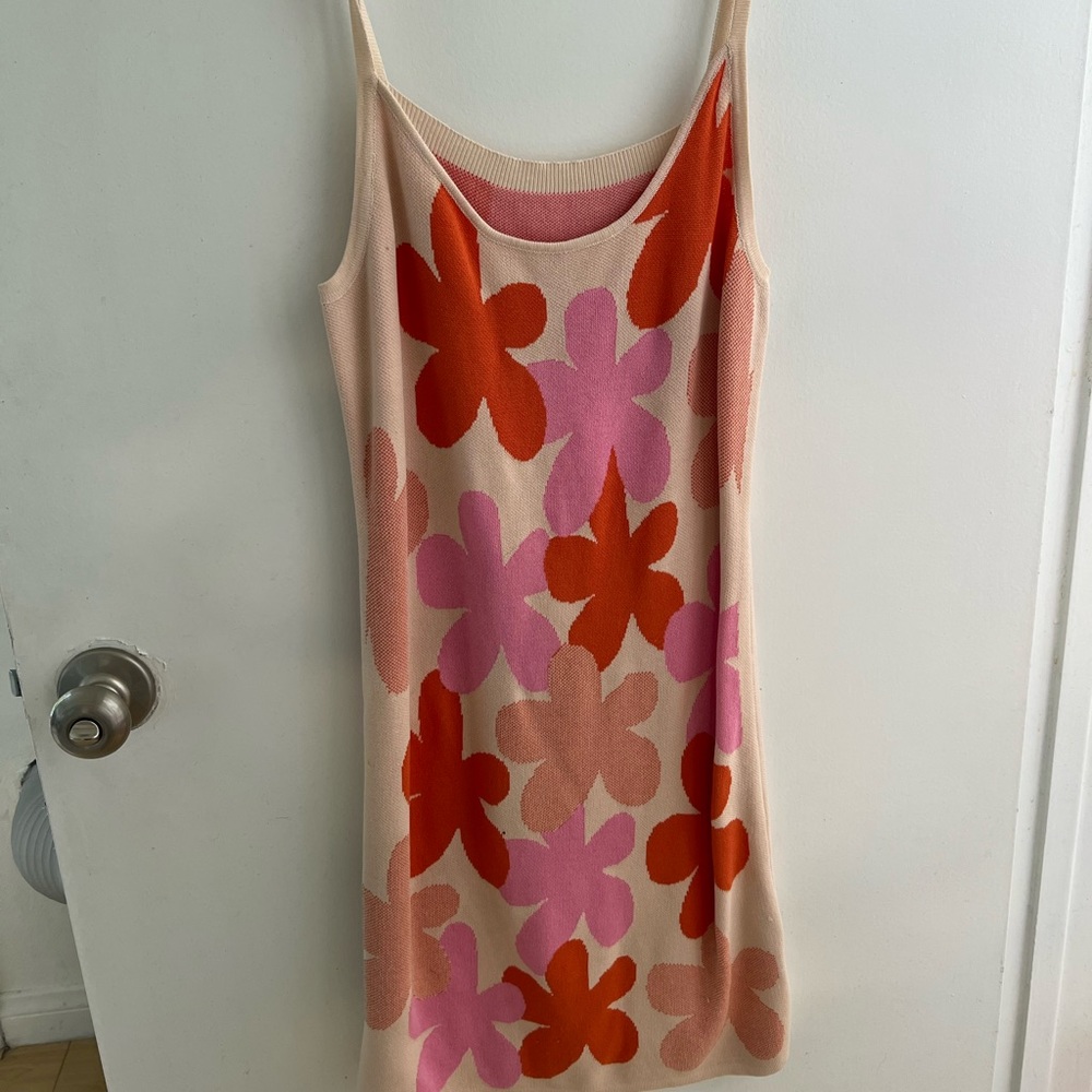 SHEIN LARGE FLOWER DRESS. WORN ONCE